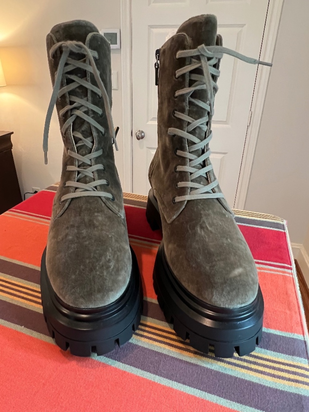 Stuart Weitzman Bedford Lace Boots - Velvet, Cargo Green. 9B NWT